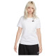 Nike Γυναικεία κοντομάνικη μπλούζα Sportswear Club Essentials Nike Γυναικεία κοντομάνικη μπλούζα Sportswear Club Essentials